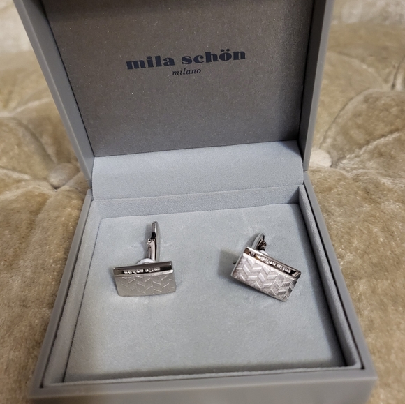 Authentic new Mila schon cuff links - Picture 5 of 5